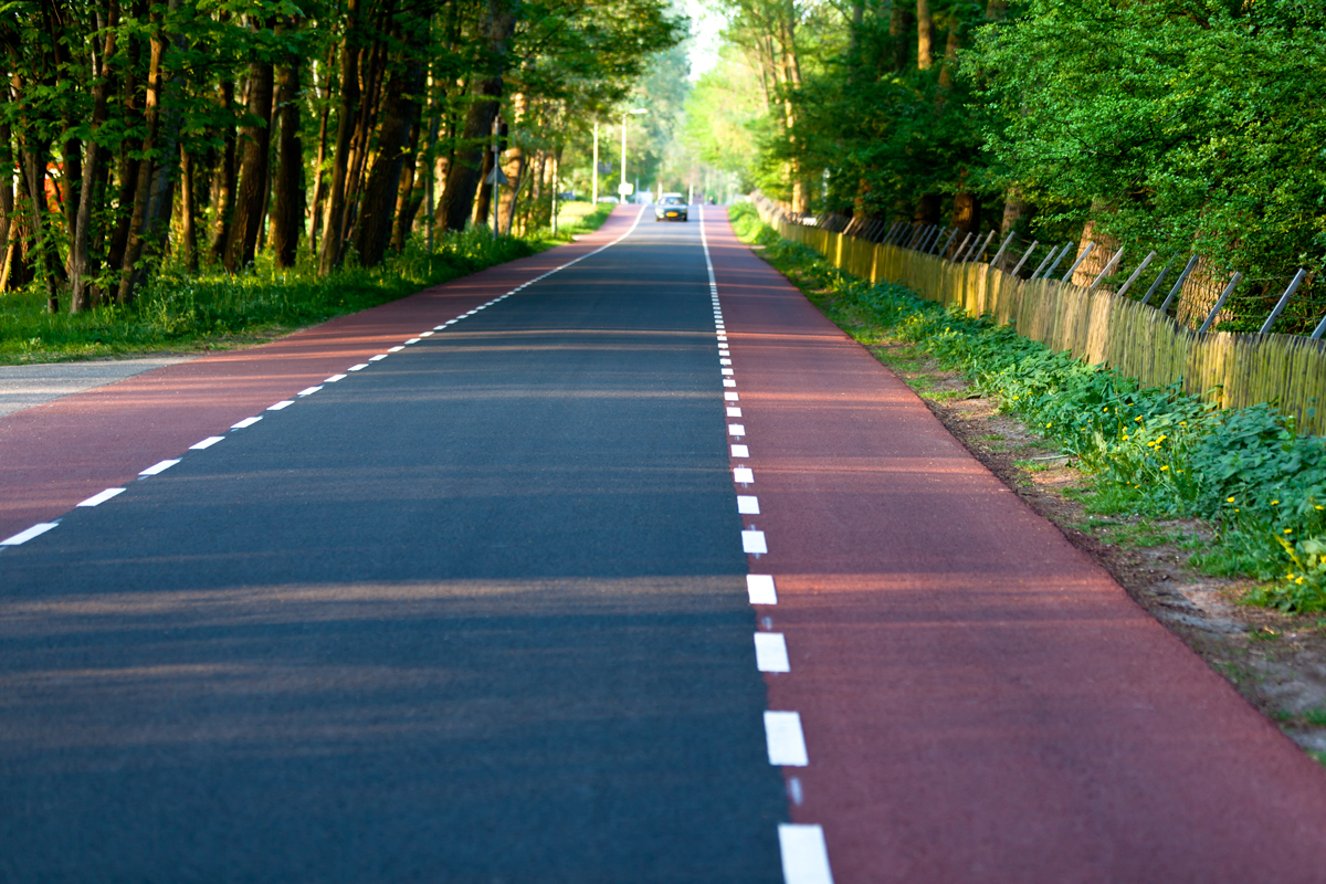 A freshly resurfaced road in Hertfordshire with clear markings