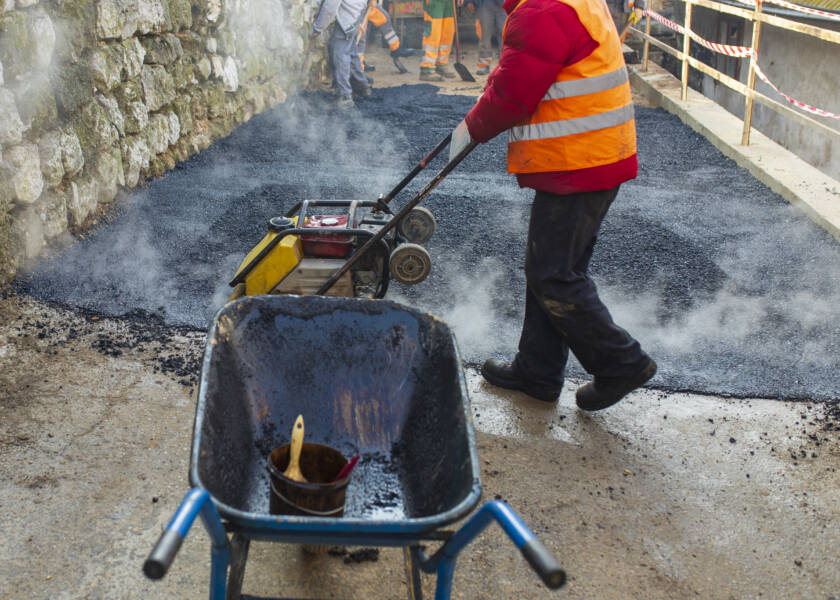 Cold Lay vs. Hot Lay Tarmac