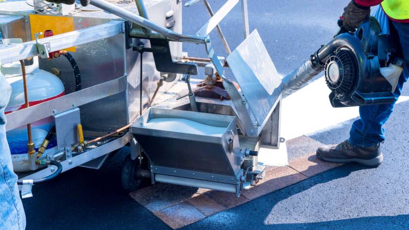 machine lay tarmac