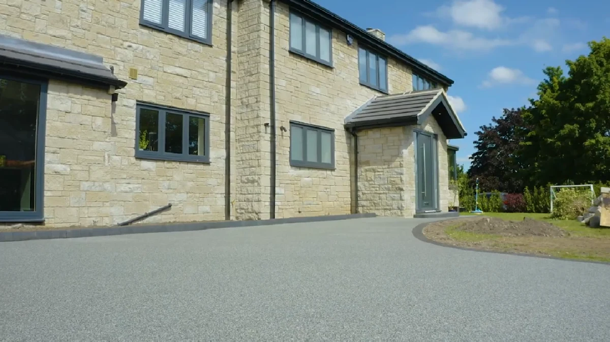 Can Resin Driveways Be Laid on Concrete