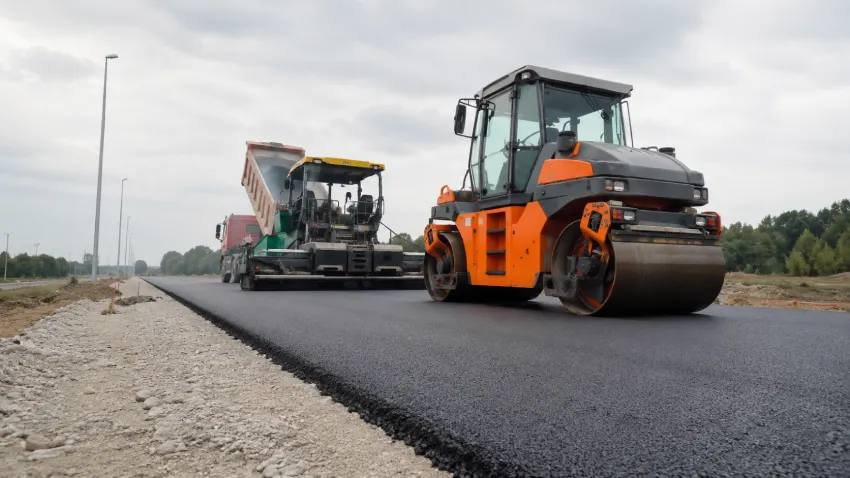 Tarmac, Machine Laying, And Practical Installation